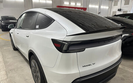Tesla Model Y I, 2025 год, 5 190 000 рублей, 8 фотография