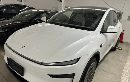 Tesla Model Y I, 2025 год, 5 190 000 рублей, 11 фотография