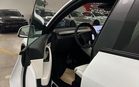 Tesla Model Y I, 2025 год, 5 190 000 рублей, 10 фотография