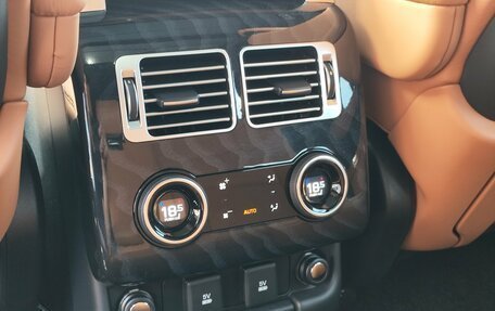 Land Rover Range Rover IV рестайлинг, 2020 год, 7 850 000 рублей, 22 фотография