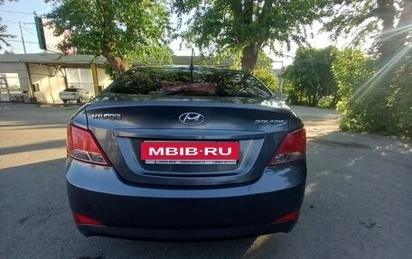 Hyundai Solaris II рестайлинг, 2015 год, 650 000 рублей, 5 фотография
