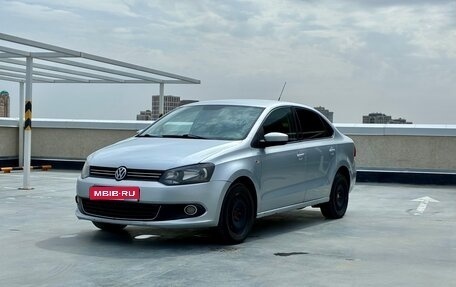 Volkswagen Polo VI (EU Market), 2013 год, 650 000 рублей, 1 фотография