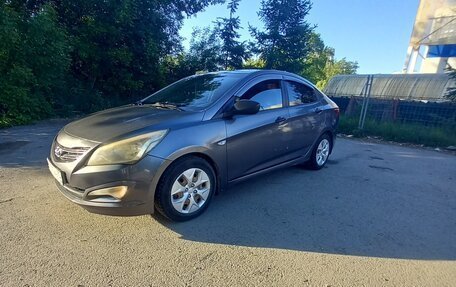 Hyundai Solaris II рестайлинг, 2015 год, 650 000 рублей, 8 фотография