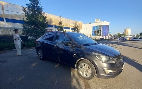 Hyundai Solaris II рестайлинг, 2015 год, 650 000 рублей, 9 фотография