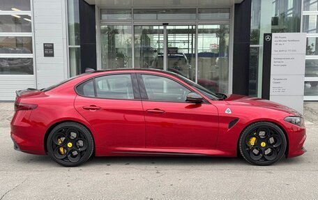 Alfa Romeo Giulia II, 2021 год, 9 000 000 рублей, 4 фотография