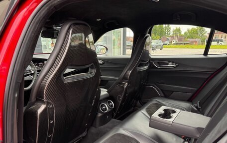 Alfa Romeo Giulia II, 2021 год, 9 000 000 рублей, 22 фотография