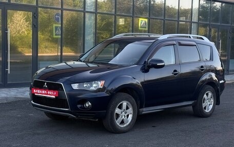 Mitsubishi Outlander III рестайлинг 3, 2010 год, 850 000 рублей, 5 фотография