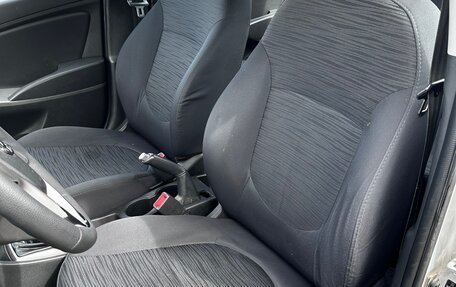 Hyundai Solaris II рестайлинг, 2015 год, 620 000 рублей, 5 фотография