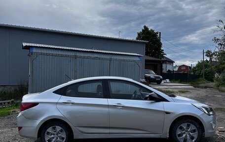 Hyundai Solaris II рестайлинг, 2015 год, 620 000 рублей, 13 фотография