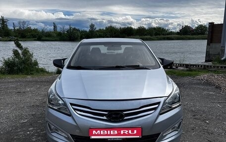 Hyundai Solaris II рестайлинг, 2015 год, 620 000 рублей, 18 фотография