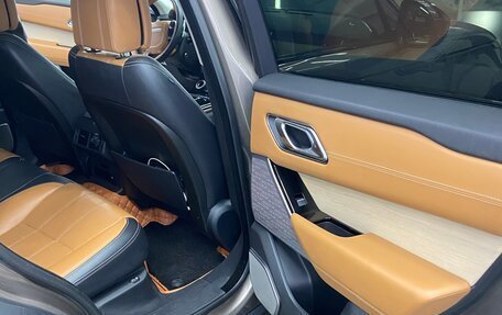 Land Rover Range Rover Velar I, 2018 год, 4 900 000 рублей, 25 фотография