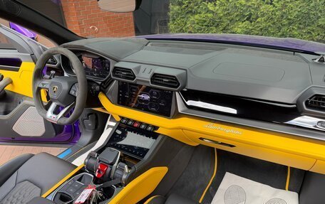 Lamborghini Urus I, 2025 год, 33 000 000 рублей, 11 фотография