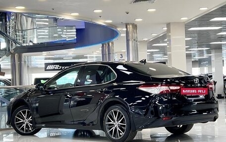 Toyota Camry, 2021 год, 3 150 000 рублей, 10 фотография