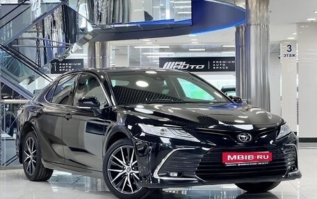 Toyota Camry, 2021 год, 3 150 000 рублей, 2 фотография