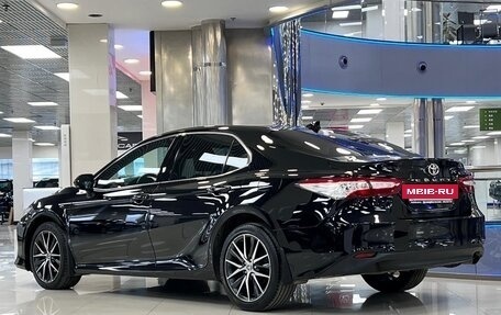 Toyota Camry, 2021 год, 3 150 000 рублей, 6 фотография