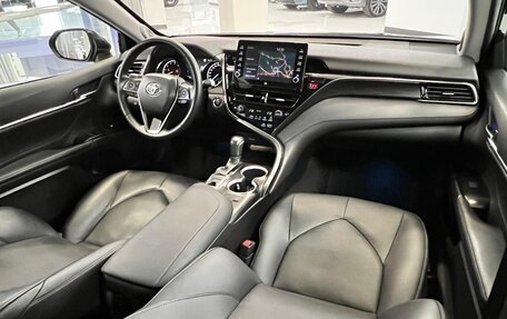 Toyota Camry, 2021 год, 3 150 000 рублей, 21 фотография