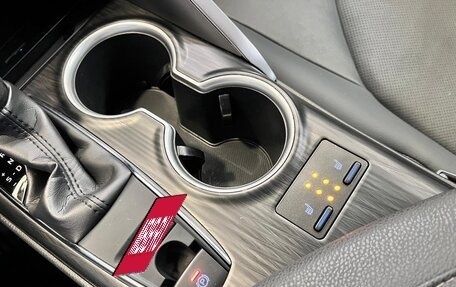 Toyota Camry, 2021 год, 3 150 000 рублей, 28 фотография