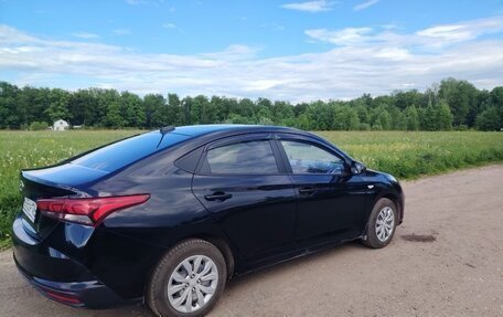 Hyundai Solaris II рестайлинг, 2021 год, 1 500 000 рублей, 5 фотография
