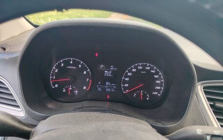 Hyundai Solaris II рестайлинг, 2021 год, 1 500 000 рублей, 11 фотография