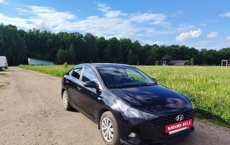 Hyundai Solaris II рестайлинг, 2021 год, 1 500 000 рублей, 2 фотография