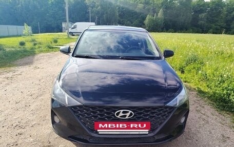 Hyundai Solaris II рестайлинг, 2021 год, 1 500 000 рублей, 15 фотография