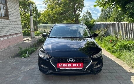 Hyundai Solaris II рестайлинг, 2017 год, 1 195 000 рублей, 4 фотография