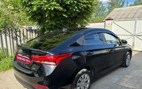 Hyundai Solaris II рестайлинг, 2017 год, 1 195 000 рублей, 5 фотография