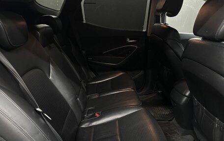 Hyundai Santa Fe III рестайлинг, 2013 год, 1 399 999 рублей, 23 фотография