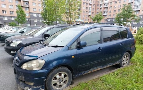 Toyota Ipsum II, 2003 год, 400 000 рублей, 4 фотография