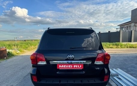 Toyota Land Cruiser 200, 2012 год, 3 300 000 рублей, 4 фотография