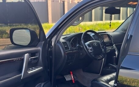 Toyota Land Cruiser 200, 2012 год, 3 300 000 рублей, 8 фотография