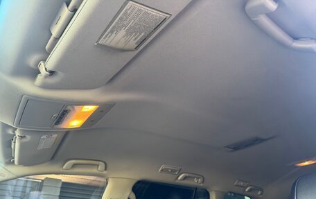 Toyota Land Cruiser 200, 2012 год, 3 300 000 рублей, 17 фотография