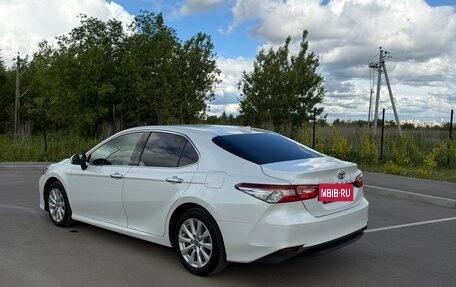 Toyota Camry, 2020 год, 3 150 000 рублей, 6 фотография
