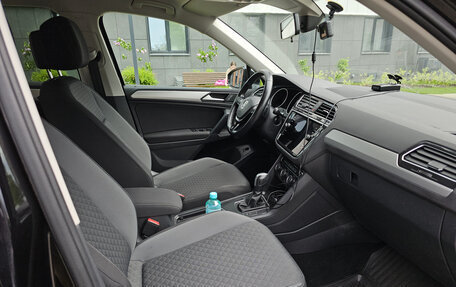 Volkswagen Tiguan II, 2020 год, 2 180 000 рублей, 8 фотография