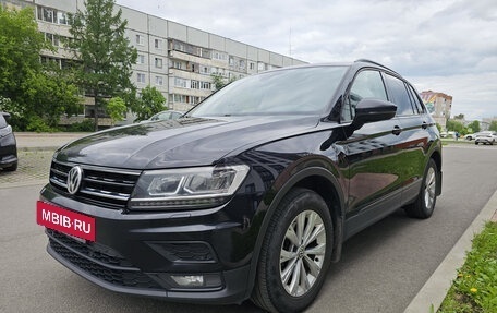 Volkswagen Tiguan II, 2020 год, 2 180 000 рублей, 4 фотография