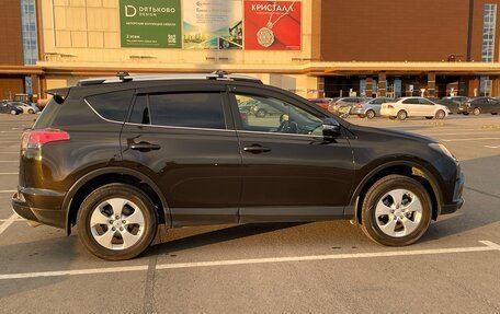 Toyota RAV4, 2015 год, 2 300 000 рублей, 7 фотография
