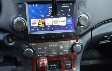 Toyota Highlander III, 2012 год, 2 300 000 рублей, 9 фотография