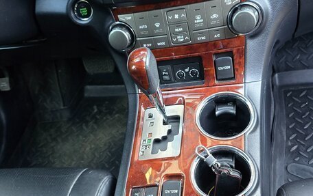 Toyota Highlander III, 2012 год, 2 300 000 рублей, 21 фотография