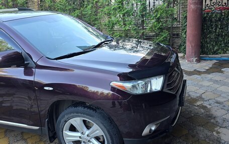 Toyota Highlander III, 2012 год, 2 300 000 рублей, 24 фотография