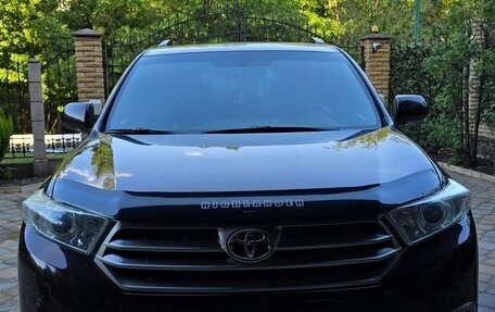 Toyota Highlander III, 2012 год, 2 300 000 рублей, 25 фотография