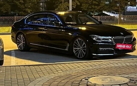 BMW 7 серия, 2017 год, 3 000 000 рублей, 3 фотография