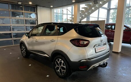 Renault Kaptur I рестайлинг, 2017 год, 1 490 000 рублей, 5 фотография