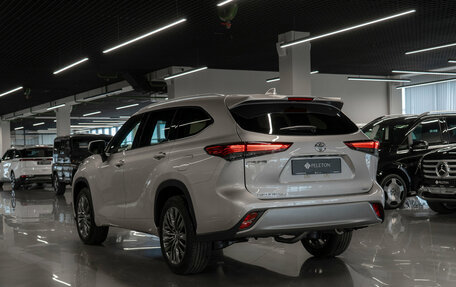 Toyota Highlander, 2025 год, 5 600 000 рублей, 4 фотография