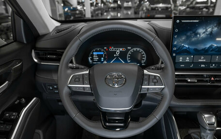 Toyota Highlander, 2025 год, 5 600 000 рублей, 11 фотография