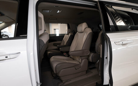 KIA Carnival, 2022 год, 4 090 000 рублей, 12 фотография