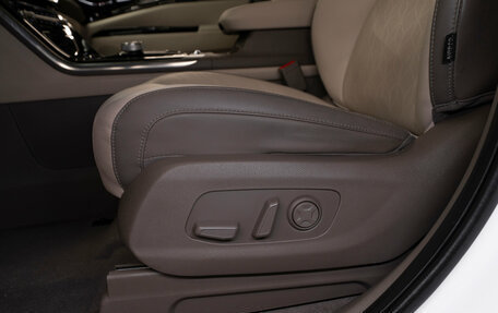 KIA Carnival, 2022 год, 4 090 000 рублей, 23 фотография