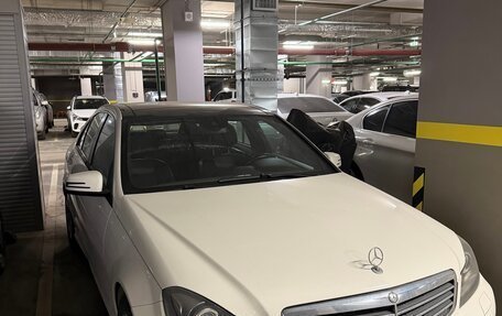 Mercedes-Benz C-Класс, 2013 год, 1 900 000 рублей, 1 фотография