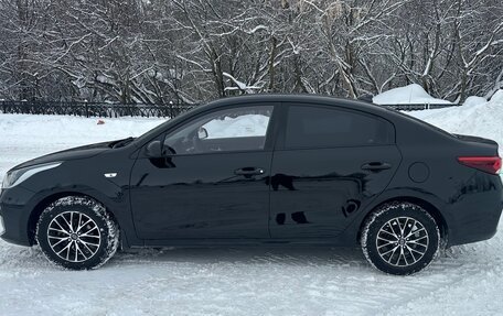 KIA Rio IV, 2018 год, 1 325 000 рублей, 1 фотография