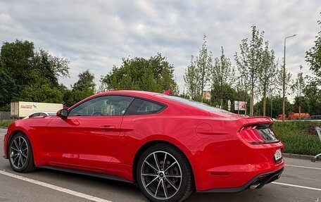 Ford Mustang VI рестайлинг, 2021 год, 2 999 999 рублей, 4 фотография
