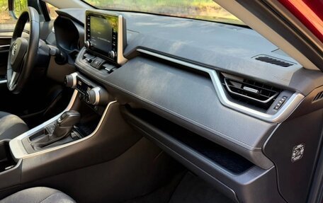 Toyota RAV4, 2022 год, 2 999 000 рублей, 5 фотография